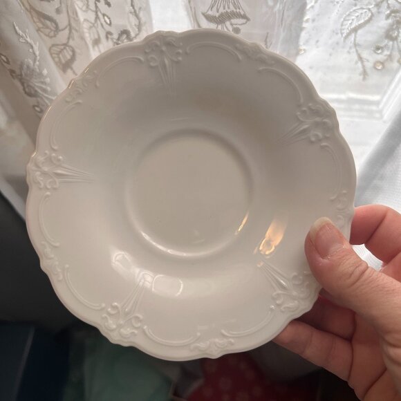 4 Christmas Tree Tirschenreuth Baronesse Teacups with Saucers Demitasse Germany - Picture 5 of 16